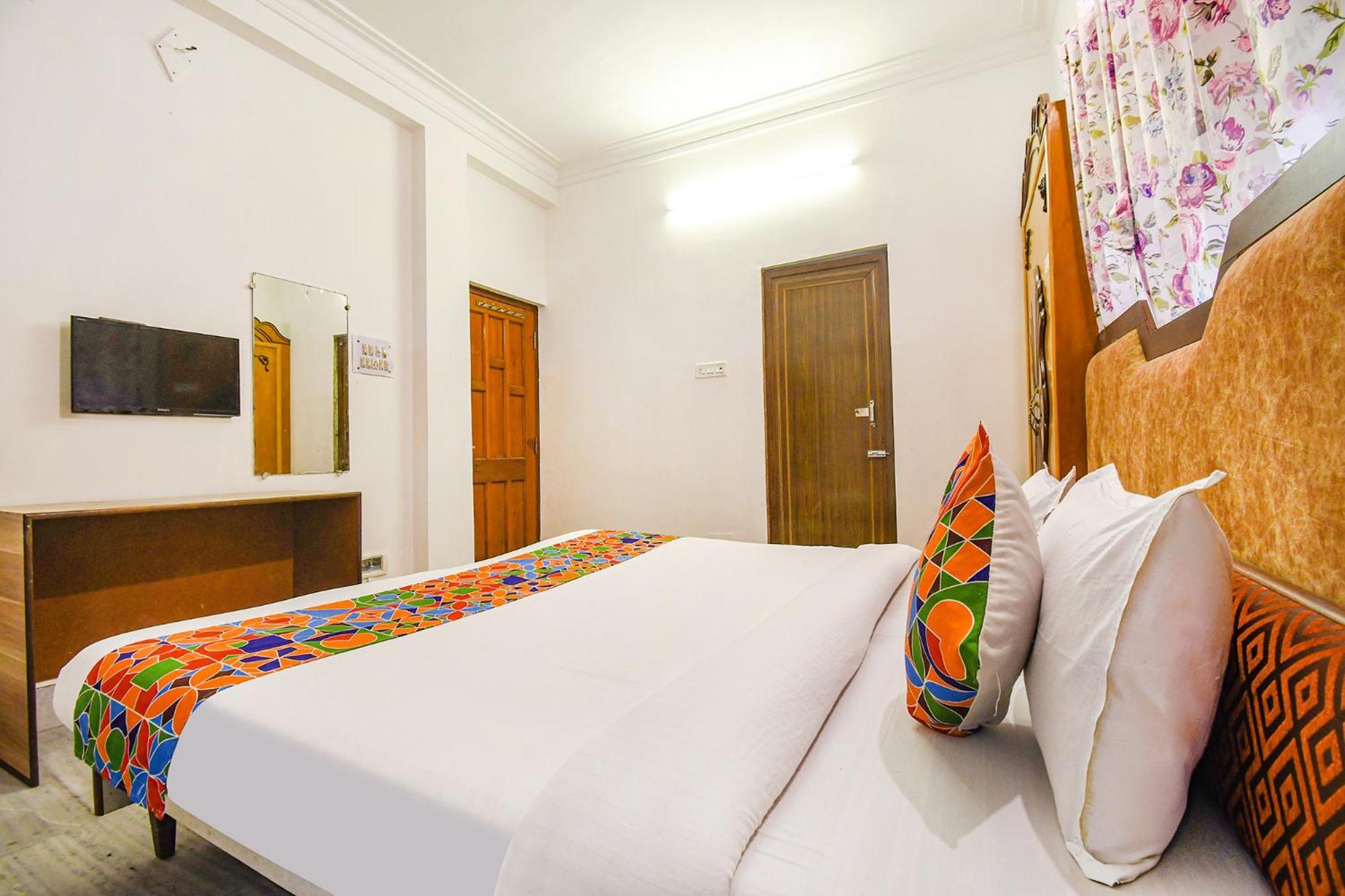Fabexpress Astoria House Hotel Calcutta Eksteriør billede